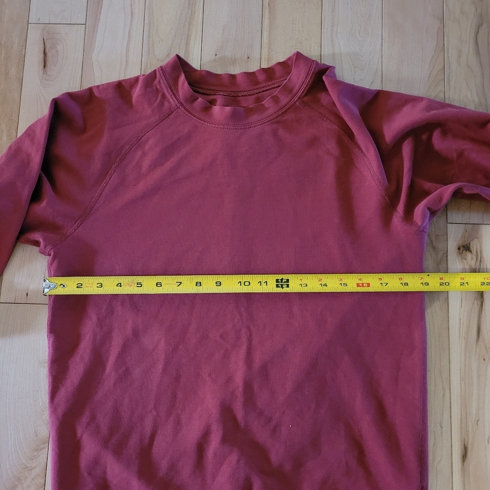 MEC men's size small sweatshirt, slight stretching of the neck - Picture 6 of 6